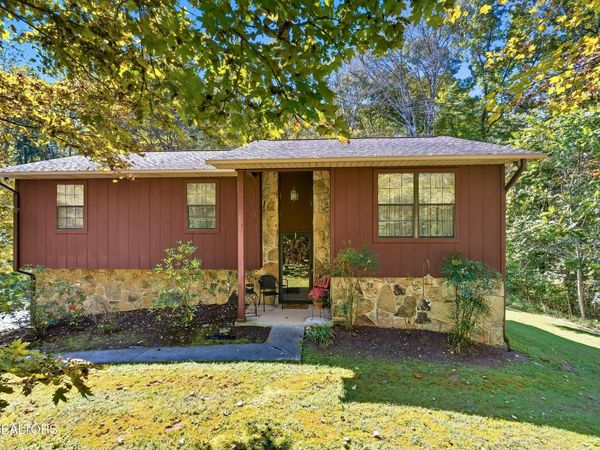 3919 Doan Drive Drive, Kodak, TN 37764