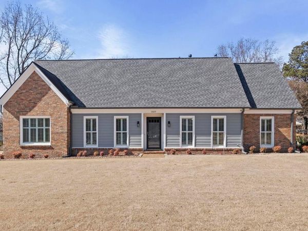 2889 CORDIE LEE LN, Germantown, TN 38138