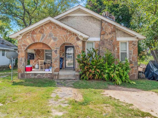 1711 Poplar St N , North Little Rock, AR 72114