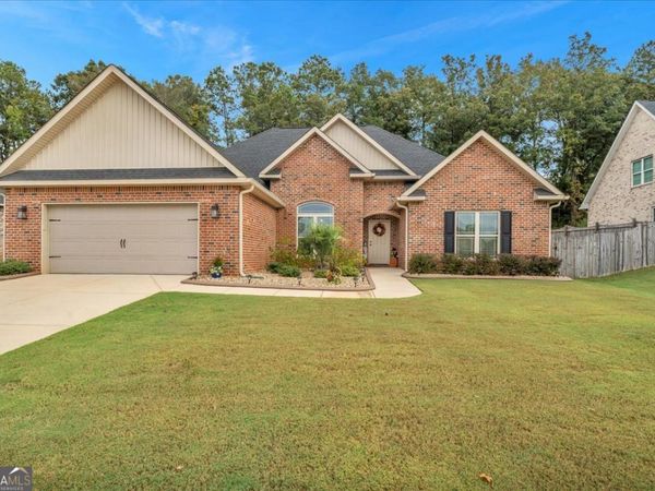 108 Timber Ridge Circle, Byron, GA 31008