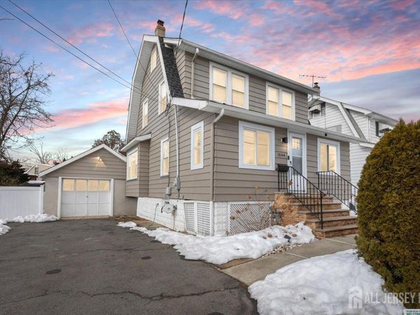 1044 Madison Hill Road , Clark, NJ 07066