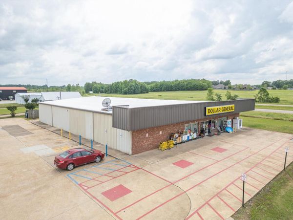 107 N Lee Dr, Guntown, MS 38849