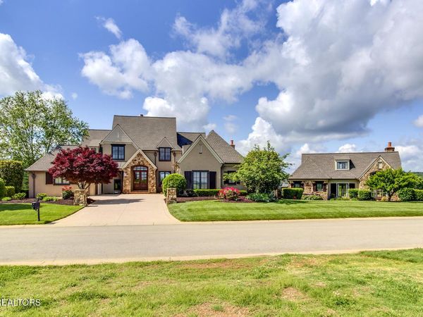 15855 Lighthouse Pointe Drive, Lenoir City, TN 37772