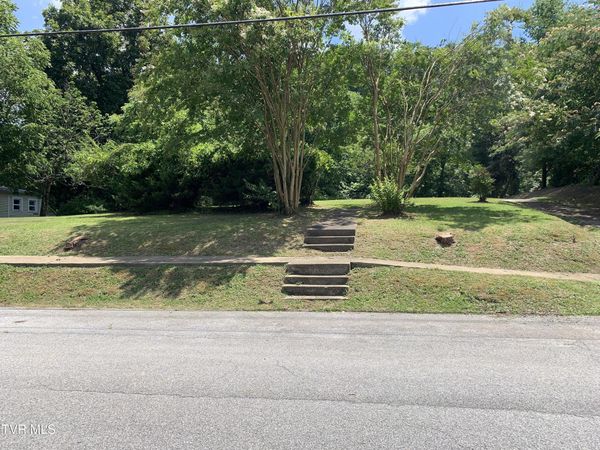 1020 Hill Street, Bristol, TN 37620