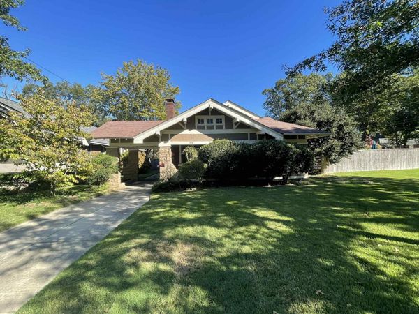 1976 LYNDALE ST, Memphis, TN 38107