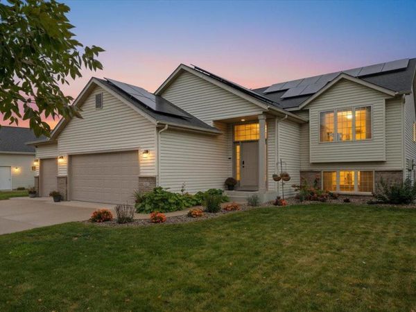 1665 Cornerstone Lane , Owatonna, MN 55060