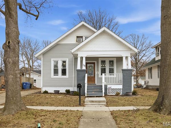 1715 Zschokke Street , Highland, IL 62249