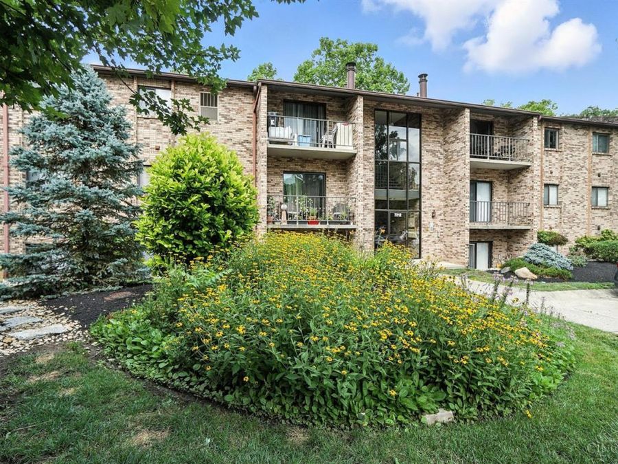 7212 Creekview Drive, Unit 6, Colerain Township, OH 45247 Photo 1