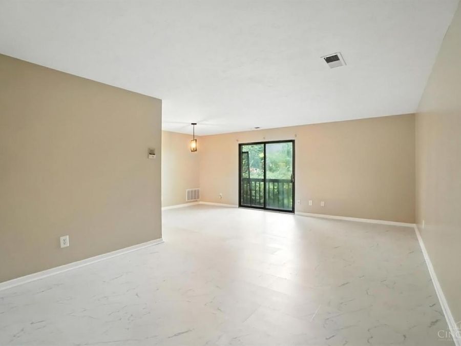 7212 Creekview Drive, Unit 6, Colerain Township, OH 45247 Photo 11