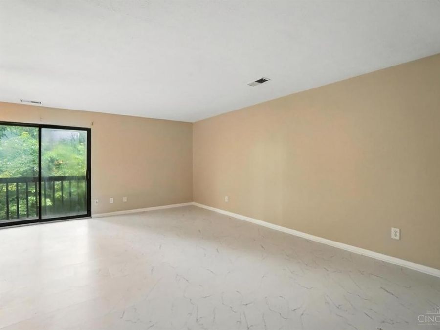 7212 Creekview Drive, Unit 6, Colerain Township, OH 45247 Photo 13