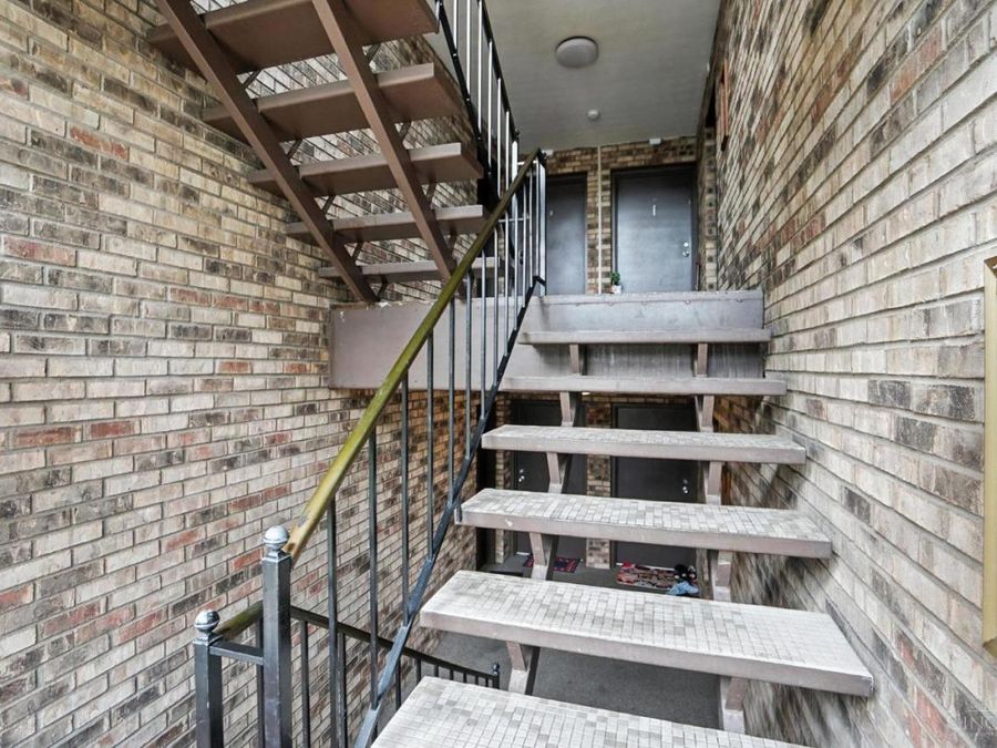 7212 Creekview Drive, Unit 6, Colerain Township, OH 45247 Photo 8