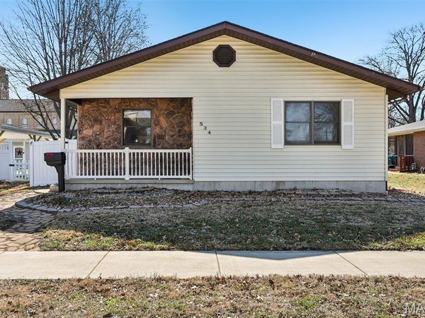 534 S 2nd Street , Breese, IL 62230