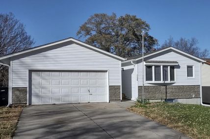 1136 Galloway Avenue , Lincoln, NE 68512