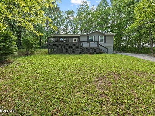 121 Ashley Rd, Jamestown, TN 38556