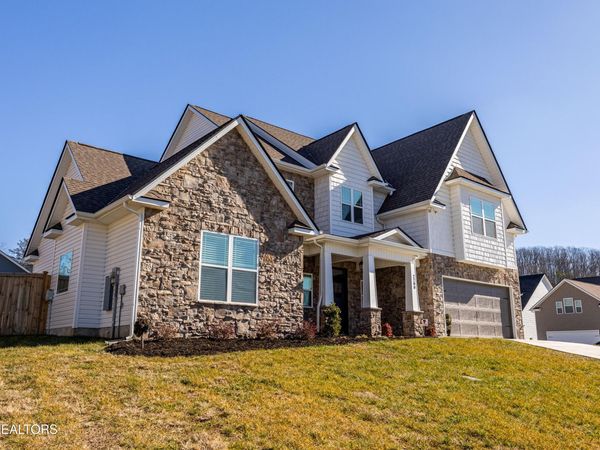 2200 Shylah Mia Lane, Knoxville, TN 37932