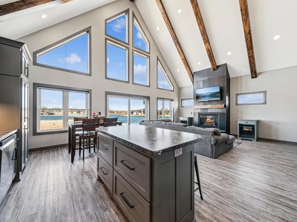 35647 Oxford Avenue , Center City, MN 55012