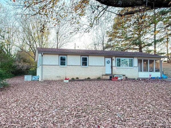 127 Gary Street , Clinton, AR 72031