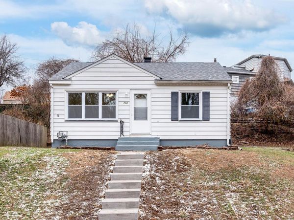 730 25th Street, Bettendorf, IA 52722