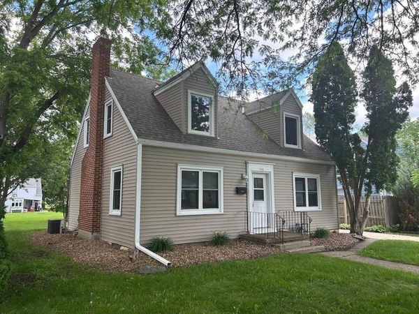 338 South Street , Owatonna, MN 55060