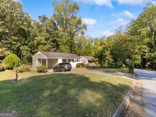 3751 Amber Road NW, Atlanta, GA 30331