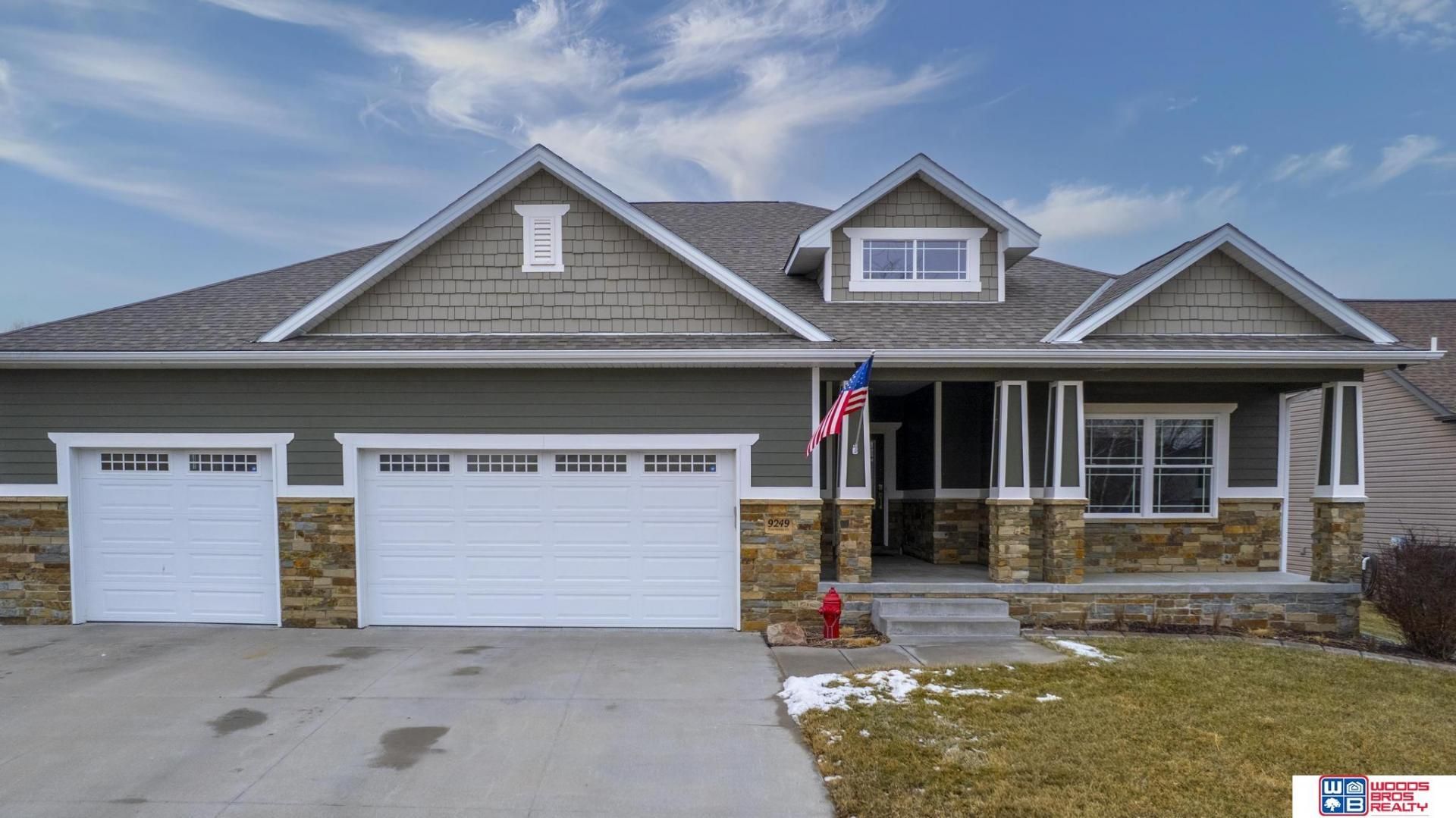9249 Fairbanks Court , Lincoln, NE 68516