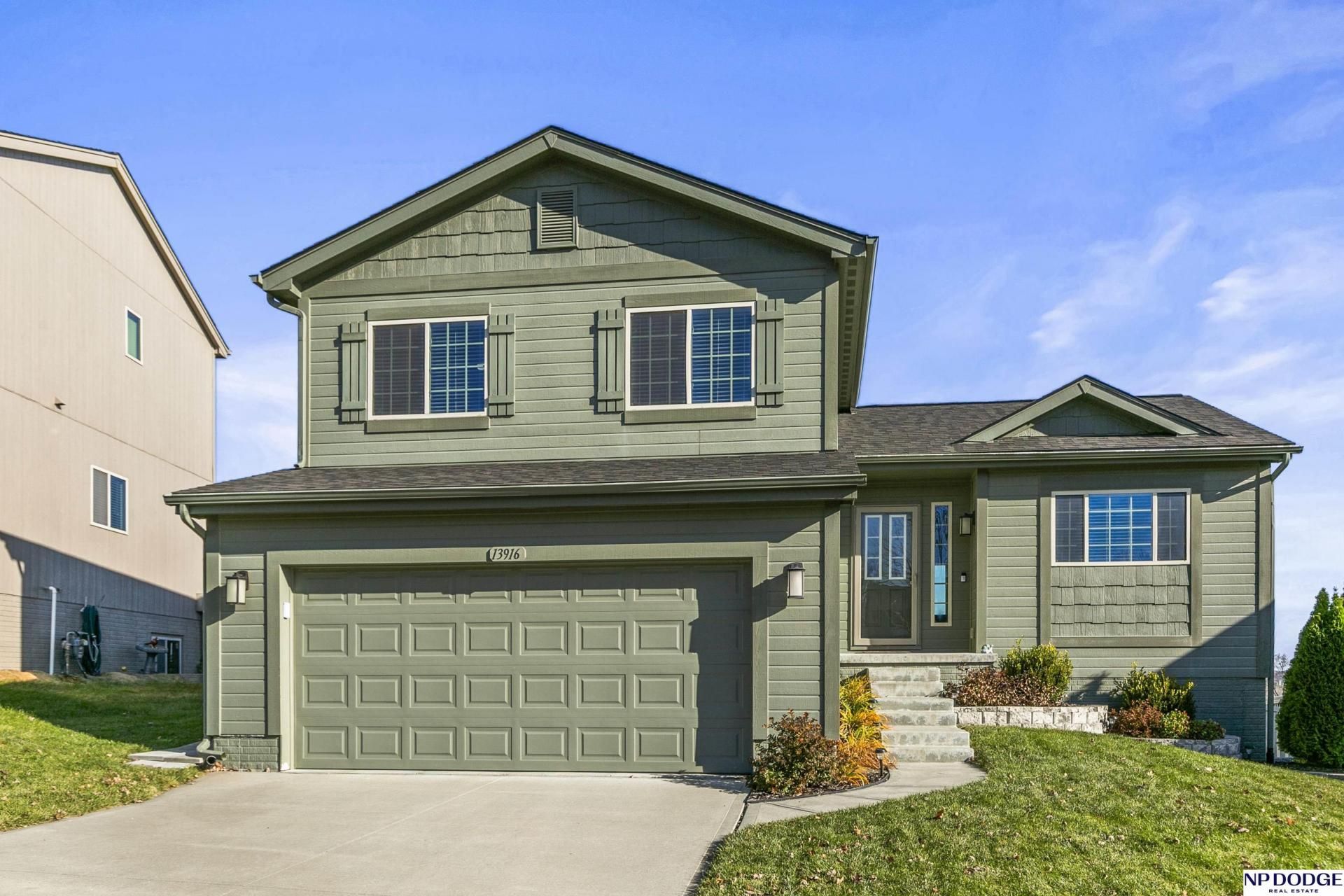 13916 Vane Street , Omaha, NE 68142