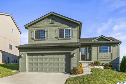 13916 Vane Street , Omaha, NE 68142