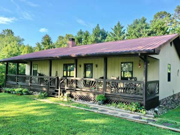 252 Slaton Farm Road, Dandridge 37725