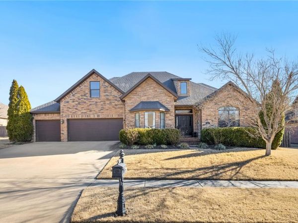 2772 N Signet Place , Fayetteville, AR 72703