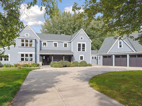 16057 673rd Avenue , Hutchinson, MN 55350