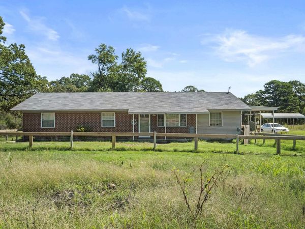 141 Hall Branch Road , Solgohachia, AR 72156