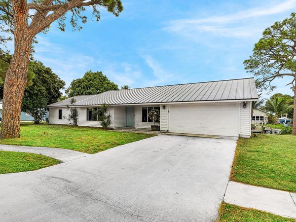 709 Warren Drive, Jupiter, FL 33458