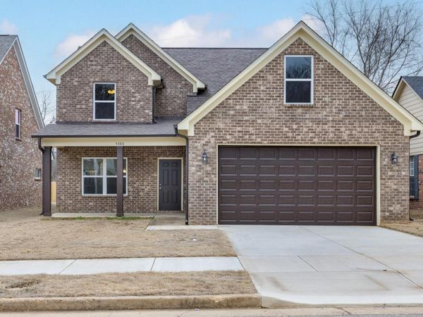 4386 OAKS ROYAL DR, Memphis, TN 38128