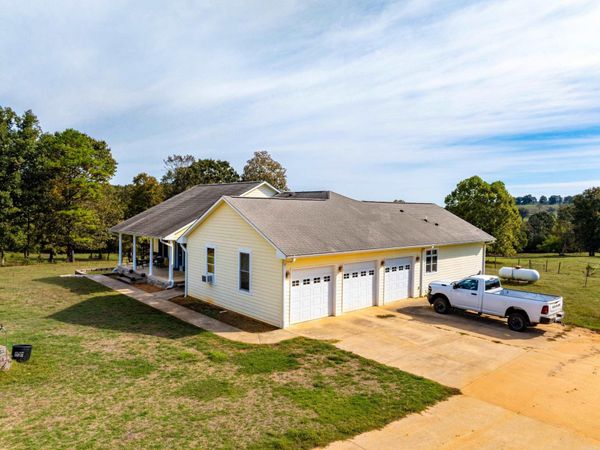 345 Backbone Road , Evening Shade, AR 72432