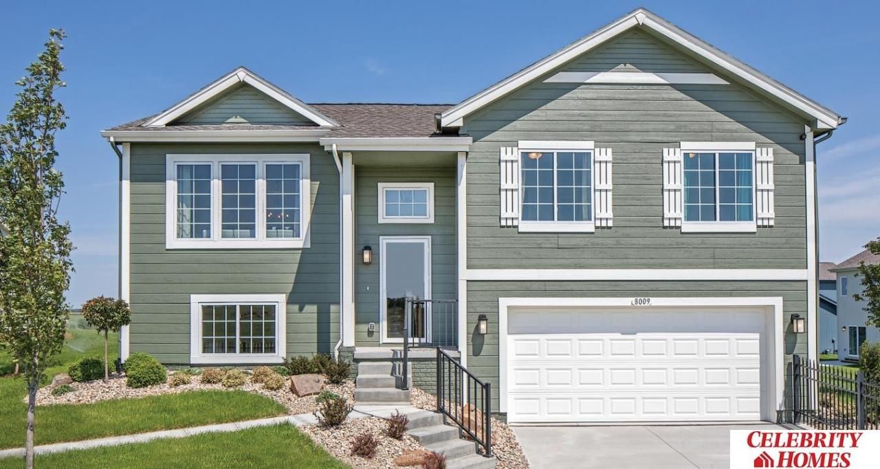 21101 Jefferson Street , Elkhorn, NE 68022