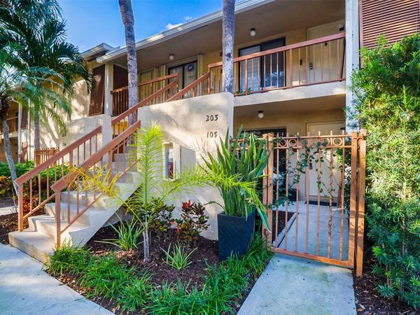 3939 NE 5th Avenue , Unit F103, Boca Raton, FL 33431