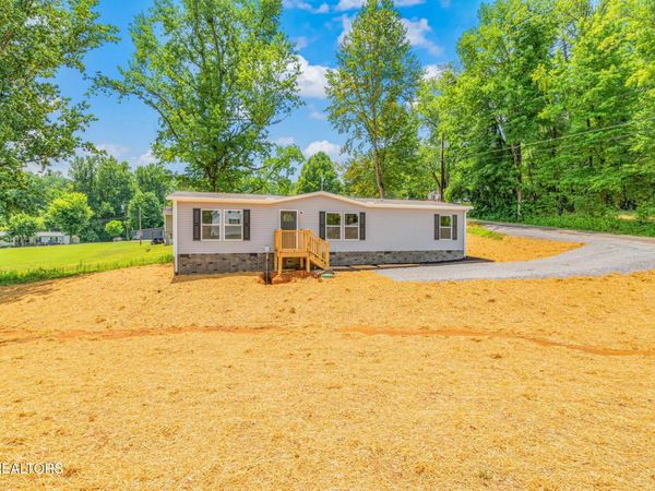 133 Ford Ave , Harriman, TN 37748