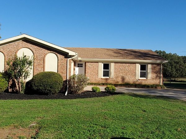 411 Honey Locust Dr , South Fulton, TN 38257