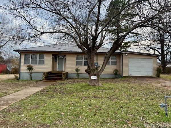 2109 Lee Street , Pocahontas, AR 72455