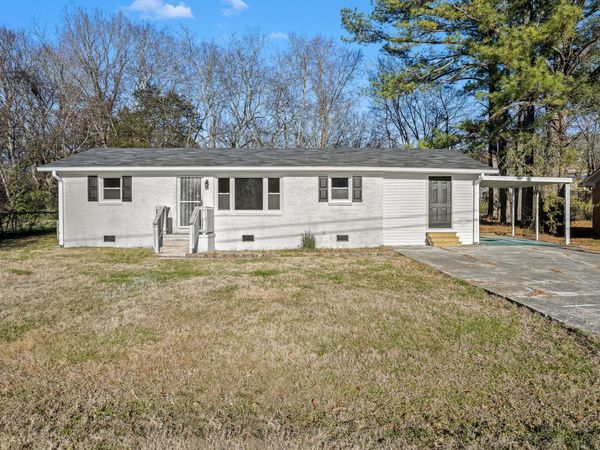 130 Meadowbrook Dr , Woodbury, TN 37190