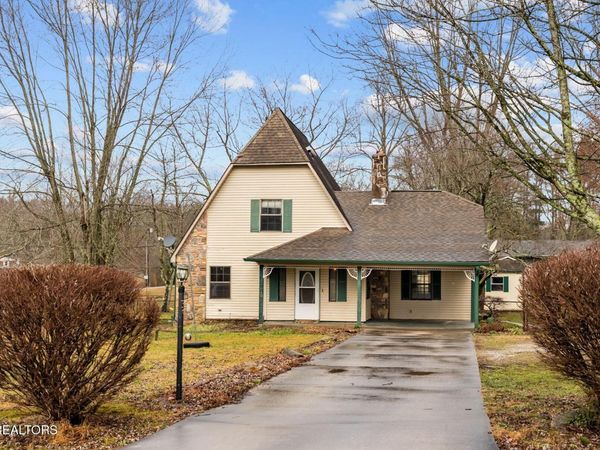 199 Lincoln St , Crossville, TN 38572