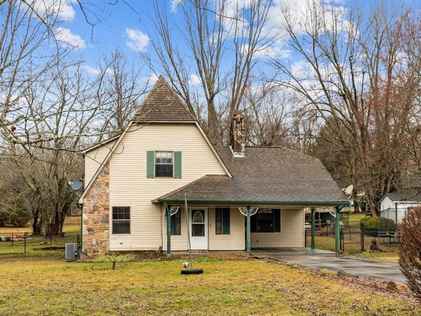 199 Lincoln St , Crossville, TN 38572