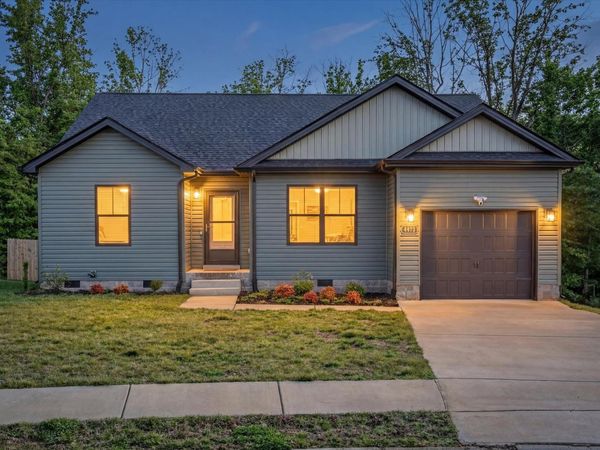 1472 Isaiah Dr , Clarksville, TN 37042