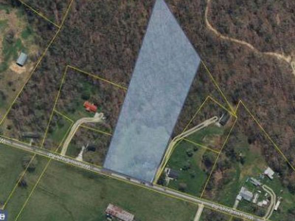 1051 Williams Creek Rd, Oneida, TN 37841