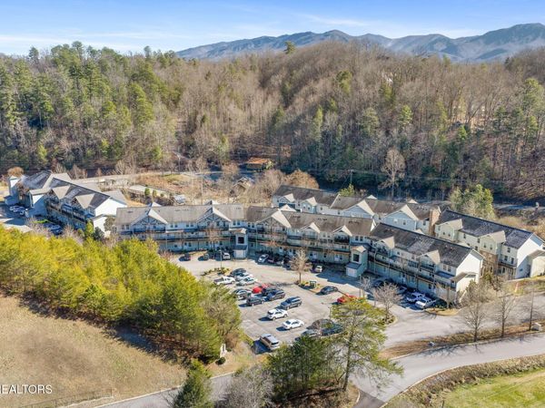 849 Glades Road , Gatlinburg, TN 37738