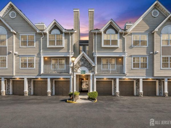 22 Guisborough Way , Edison, NJ 08820