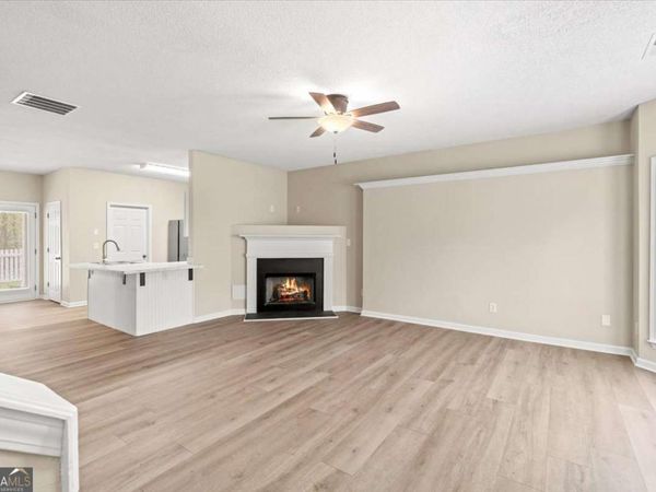 4901 Robinson Square Drive NW, Acworth, GA 30101