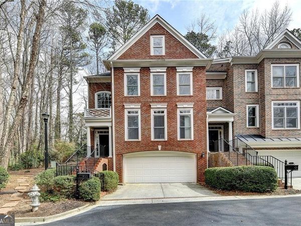10 Carrington Way NE, Atlanta, GA 30328