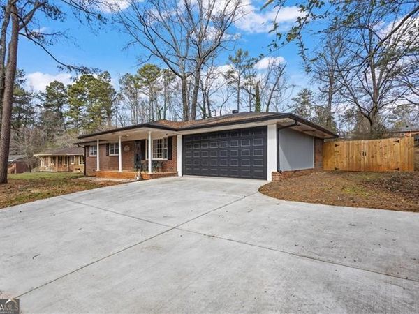 1590 Debbie Drive SW, Mableton, GA 30126