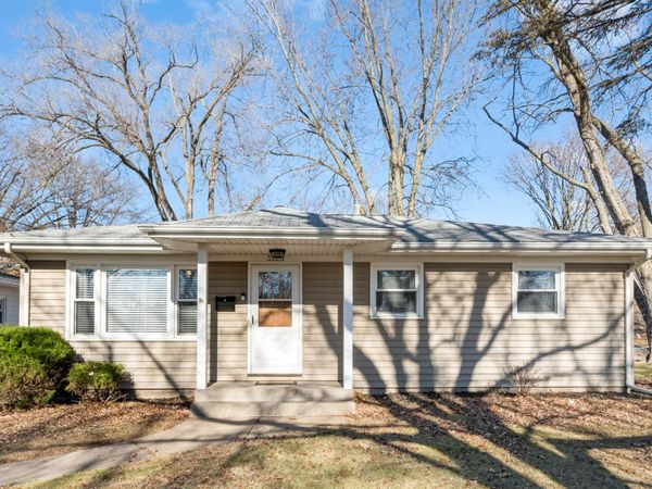 3323 25 Avenue, Rock Island, IL 61201